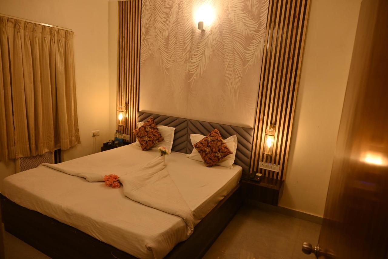 Hotel Sun Green Бхубанешвар Екстериор снимка