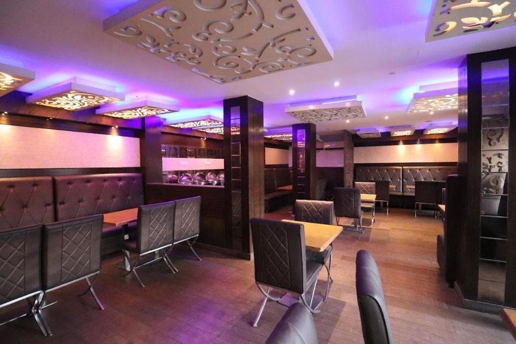 Hotel Sun Green Бхубанешвар Екстериор снимка