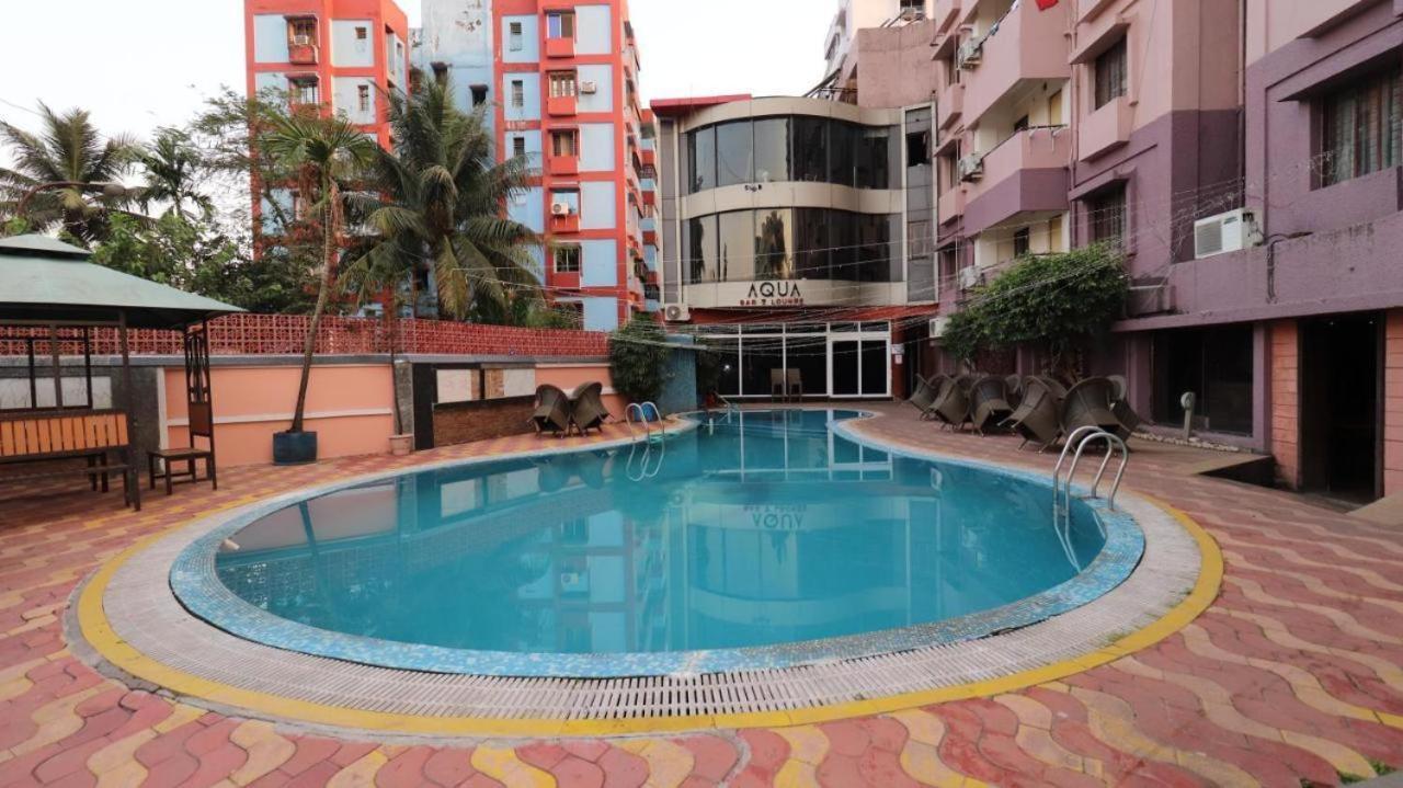 Hotel Sun Green Бхубанешвар Екстериор снимка